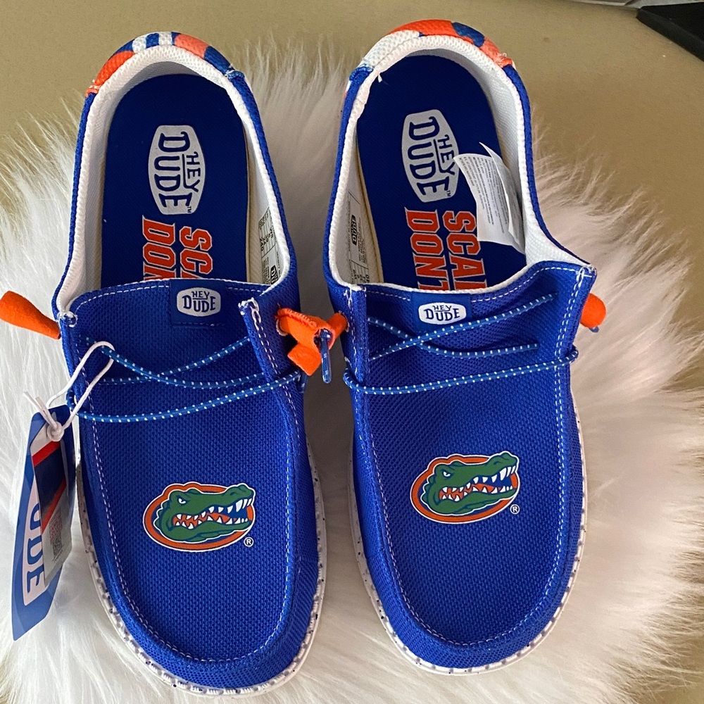 Hey Dude WOMENS Florida gators Blue and Orange Shoes size W8 - Picture 3 of 11
